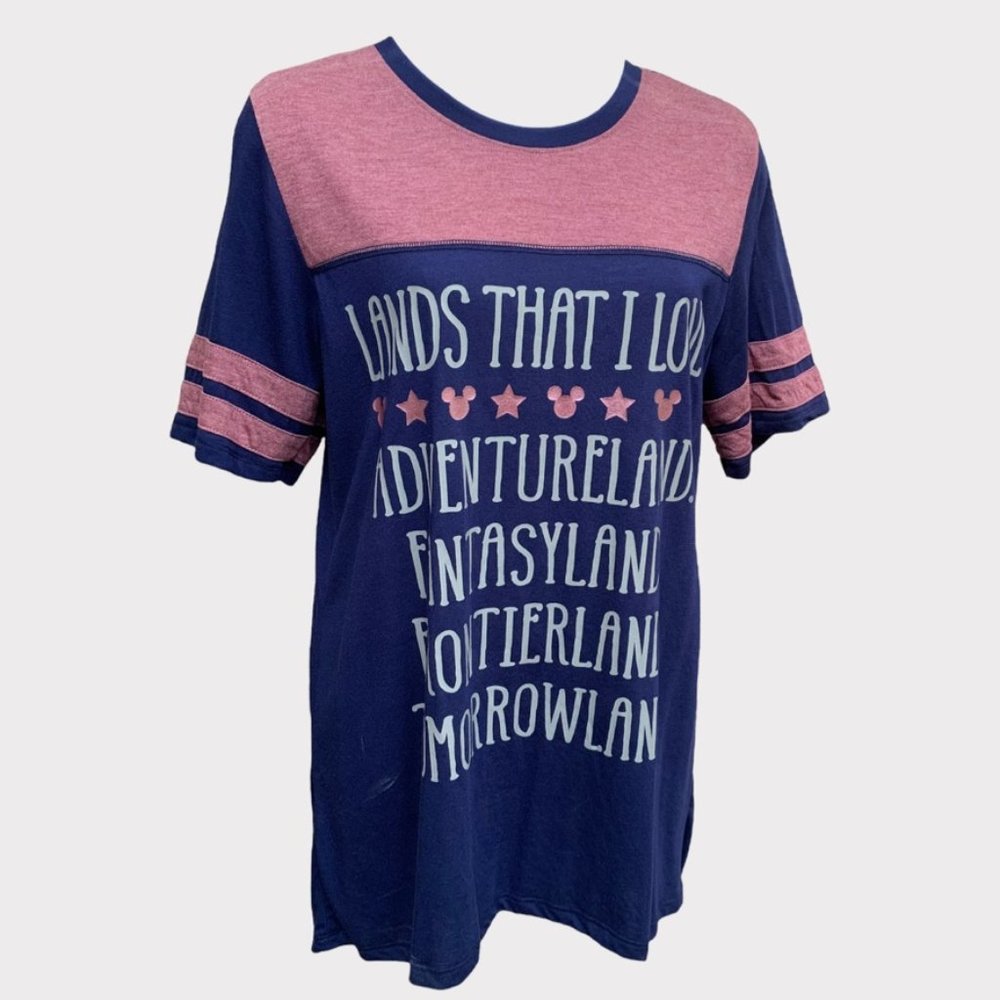 Disney Women's Shirt LANDS THAT I LOVE Disneyland LARGE - Picture 2 of 7